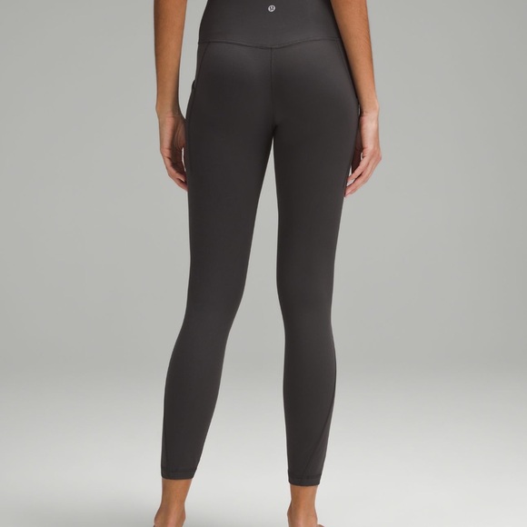 Lululemon High Rise Align Leggings w/Pockets - Picture 1 of 6